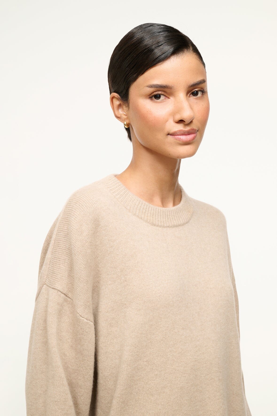 SERRANO CASHMERE RELAXED CREW | STONE